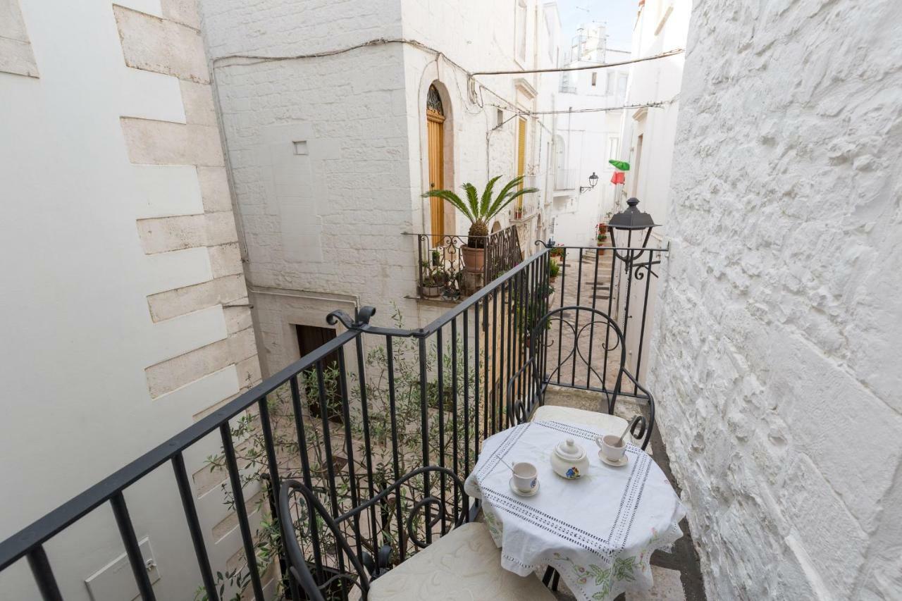 Da Concavo E Convesso Bed & Breakfast Locorotondo Exterior photo